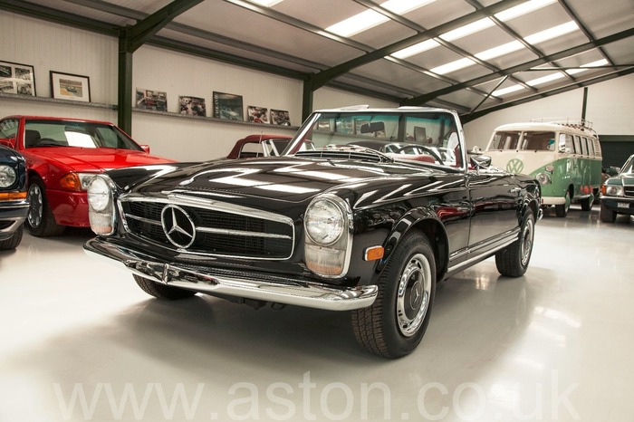 1968 Mercedes Benz 280 SL W113-044