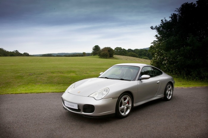 2003 Porsche 911 C4S Tiptronic