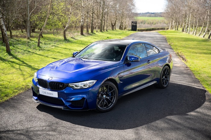 BMW M4 CS