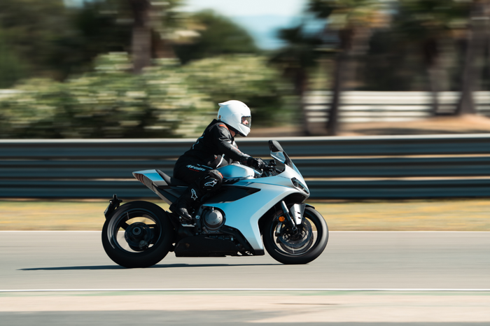 Norton Manx R - First Reviews